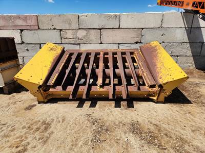 EXTEC Heavy Duty Hydraulic Tipping Vibrating Grizzly