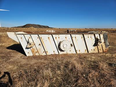 Deister 7’ wide x 20’ long two deck incline vibrating screen