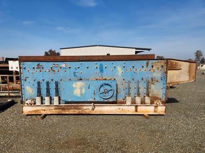 El Jay 5’ wide x 16’ long 3 deck Horizontal Vibrating Screen