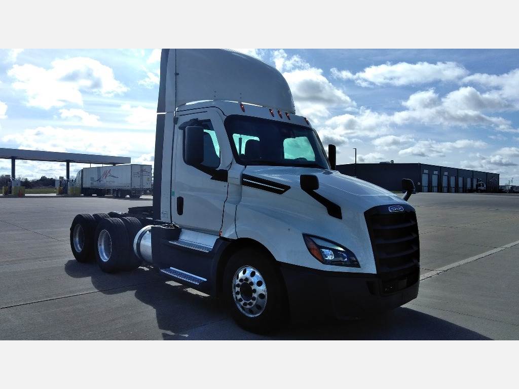 2020 Freightliner PT126064S T Day Cab Truck - Detroit 410HP, Dt12 For ...