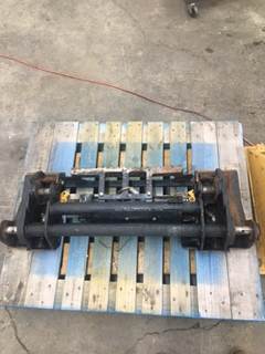 2021 Caterpillar 259D3 Coupler for 2019 to 2024 Cat Skid Steers