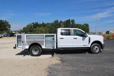 Ford F-350 Single Axle Cab & Chassis Truck - 500HP, Automatic
