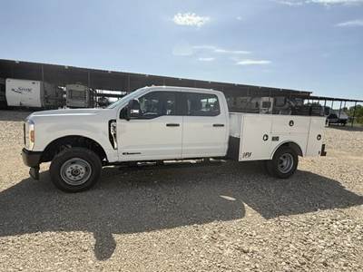 Ford F-350 Single Axle Cab & Chassis Truck - 500HP, Automatic