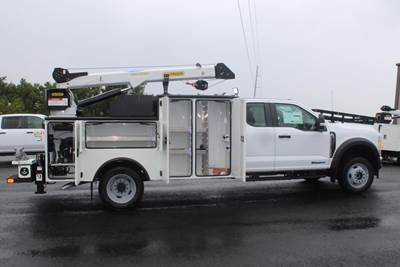 Ford F-550 Single Axle Cab & Chassis Truck - 500HP, Automatic