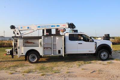 Ford F-550 Single Axle Cab & Chassis Truck - 500HP, Automatic