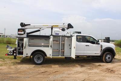 Ford F-550 Single Axle Cab & Chassis Truck - 500HP, Automatic