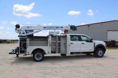 Ford F-550 Single Axle Cab & Chassis Truck - 500HP, Automatic