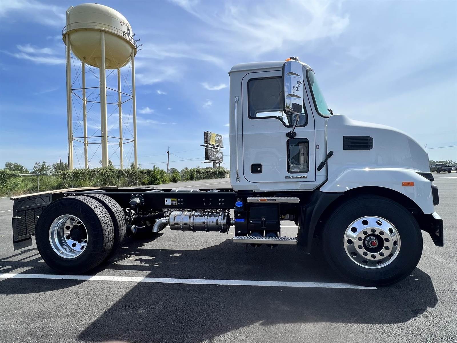 2024 Mack MD6 Mechanic / Service Truck Cummins, 235HP For Sale, 41