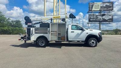 RAM 5500 Mechanic / Service Truck - Cummins, 360HP, Automatic