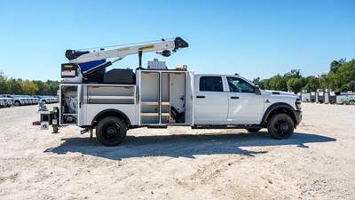 RAM 5500 BIG HORN Mechanic / Service Truck - 360HP, Automatic