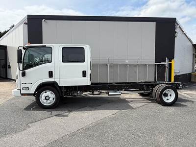 Isuzu NRR Cab & Chassis Truck - 350HP, 6 Speed Allison Rds Automatic