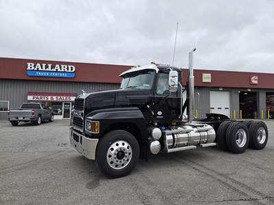 Mack Pinnacle 64T Day Cab Truck - 505HP
