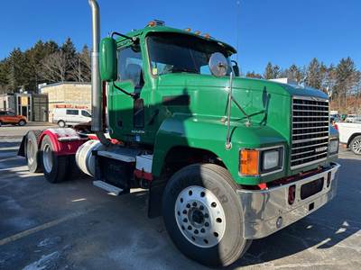 Mack Pinnacle CHU613 Day Cab Truck - 505HP, 12 Speed M Drive Amt