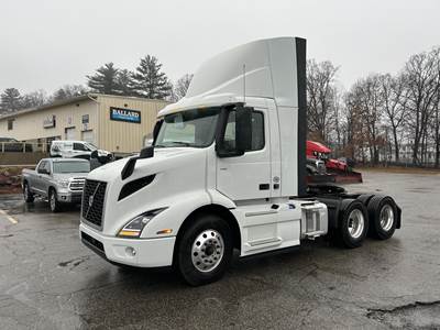 Volvo VNR64T300 Day Cab Truck - D13 405HP