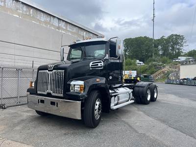 Western Star 4700 Day Cab Truck - Detroit 470HP, Amt