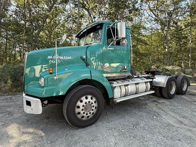 Western Star 4900 Day Cab Truck - Detroit