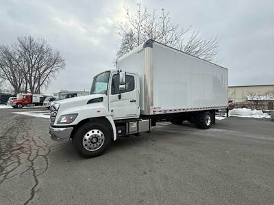 Hino L6 24 ft Box Truck - Automatic, Roll up Door