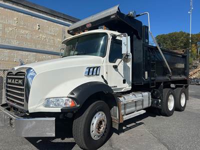 Mack Granite GU813 Dump Truck - 405HP, Automatic