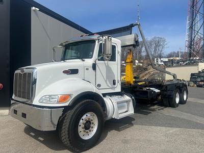 Peterbilt 348 Roll Off Truck - Paccar, 350HP, Automatic