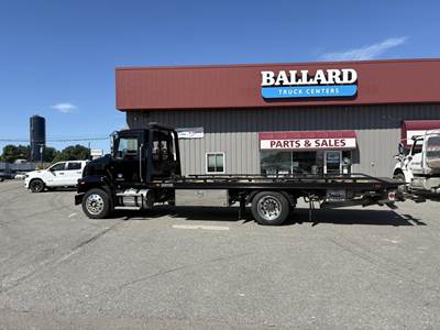 Mack MD6 Rollback Tow Truck - Cummins, Automatic