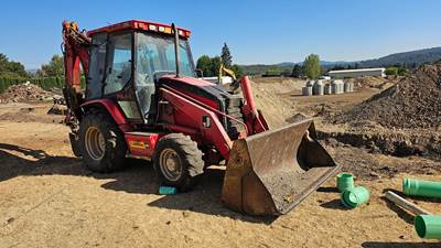 2005 Caterpillar 420D Backhoe