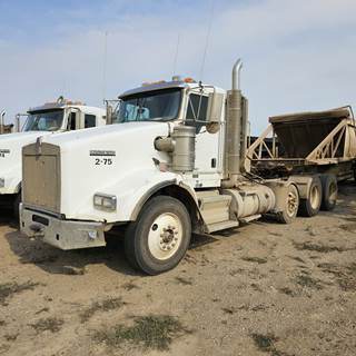 2012 Kenworth T800 4 Axle Day Cab Truck - 2-75