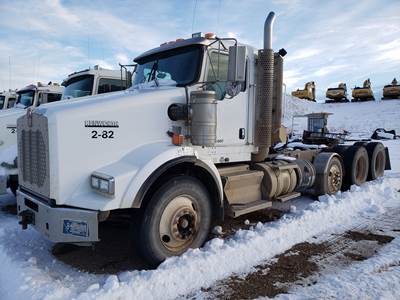 2012 Kenworth T800 4 Axle Day Cab Truck - 2-82