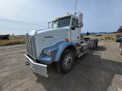 2006 Kenworth T800 Day Cab Truck and Side Dump'R