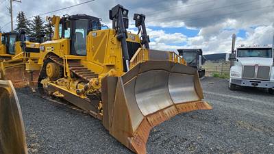 2022 Caterpillar D8T Dozer - U, MSR, Only 2875 Hours