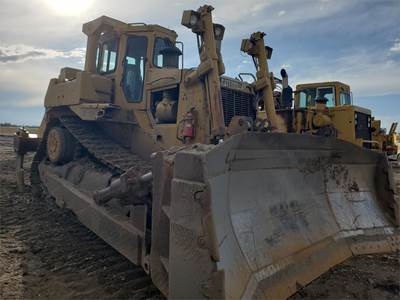 Caterpillar D9N Dozer