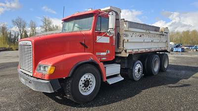 1997 Freightliner FLD112 4 Axle Dump Truck