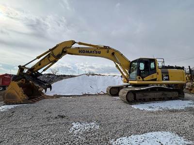 2013 Komatsu PC360LC-10 Excavator w/ progressive link Thumb - 6200 hours