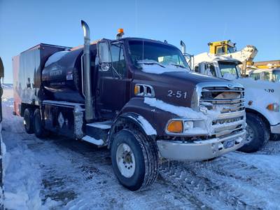 2007 Sterling LT8513 ENCLOSED Fuel & Lube Truck - 2-51