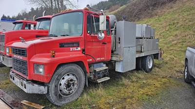 1993 Mack CS200P Mechanic / Service Truck - Lube Body