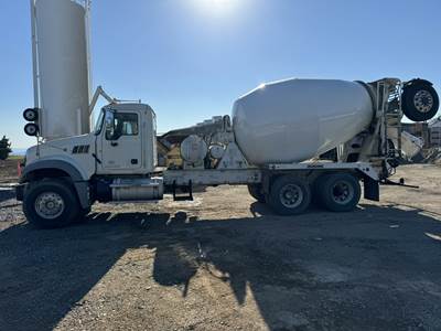 2014 Mack Mixer / Ready Mix / Concrete Truck