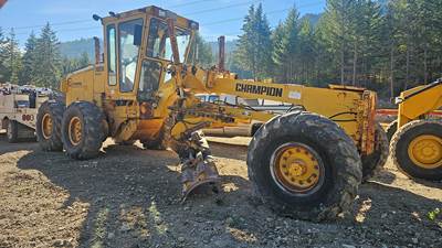 1991 Champion 780A Series III Motor Grader