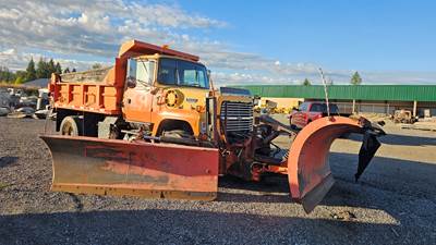 1990 Ford L8000 Plow Truck
