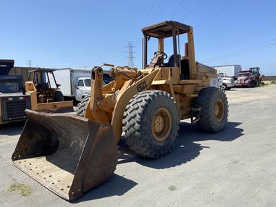 Case 621 Wheel Loader