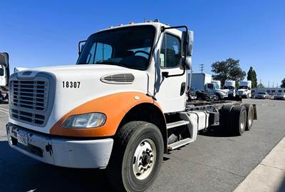 Freightliner M2 106 Cab & Chassis Truck - Detroit, 450HP, 10 Speed Manual