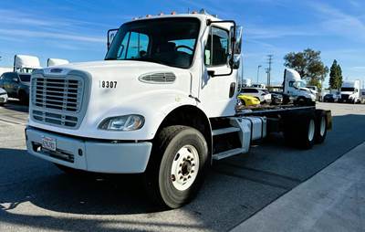 Freightliner M2 106 Cab & Chassis Truck - Detroit, 450HP, 10 Speed Manual