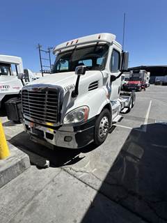 Freightliner Cascadia 116 Day Cab Truck - Detroit 470HP, 12 Speed Dt12 Automatic