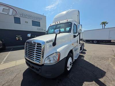 Freightliner Cascadia 125 Day Cab Truck - Detroit 450HP, 12 Speed Dt12 Automatic