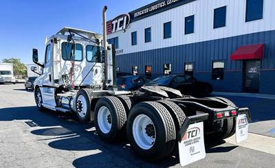 Freightliner Cascadia 126 Tri Axle Day Cab Truck - Detroit 470HP, 12 Speed Dt12 Automatic