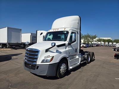 Freightliner Cascadia 126 Day Cab Truck - Detroit 400HP, 12 Speed Dt12 Automatic