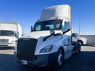 Freightliner Cascadia 126 Day Cab Truck - Detroit 450HP, 12 Speed Dt12 Automatic