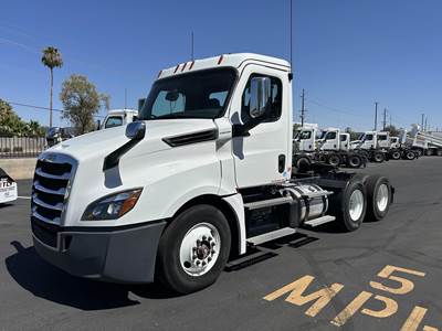 Freightliner Cascadia 126 Day Cab Truck - Detroit 450HP, 12 Speed Dt12 Automatic