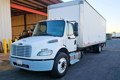 Freightliner M2 106 Box Truck - 220HP, Automatic