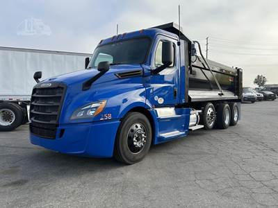 Freightliner Cascadia 126 Dump Truck - Detroit 470HP, 12 Speed Dt12 Automatic, 18' Dump