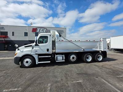Freightliner Cascadia 126 Dump Truck - Detroit 450HP, 12 Speed Dt12 Automatic