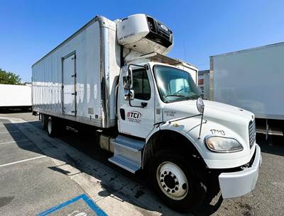 Freightliner M2 106 Refrigerated Truck - 270HP, 8 Speed Manual, Carrier